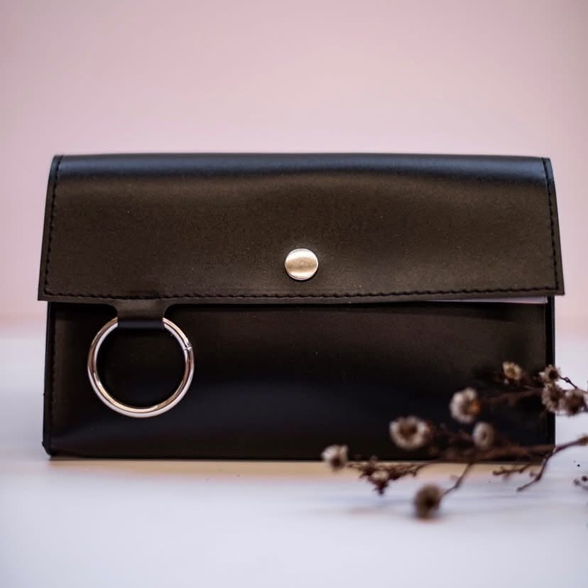 Mila Meets Koda Treat Bag - Black